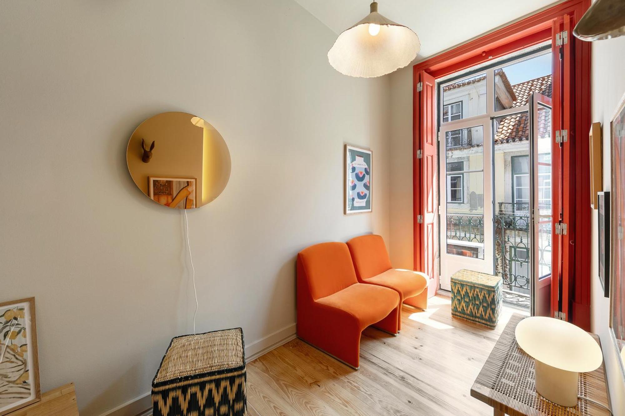 The Traditional Arts Memoir, Downtown Flat With Balcony And Comfort Lisbon Exterior photo
